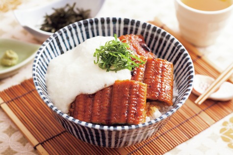 うなとろ丼